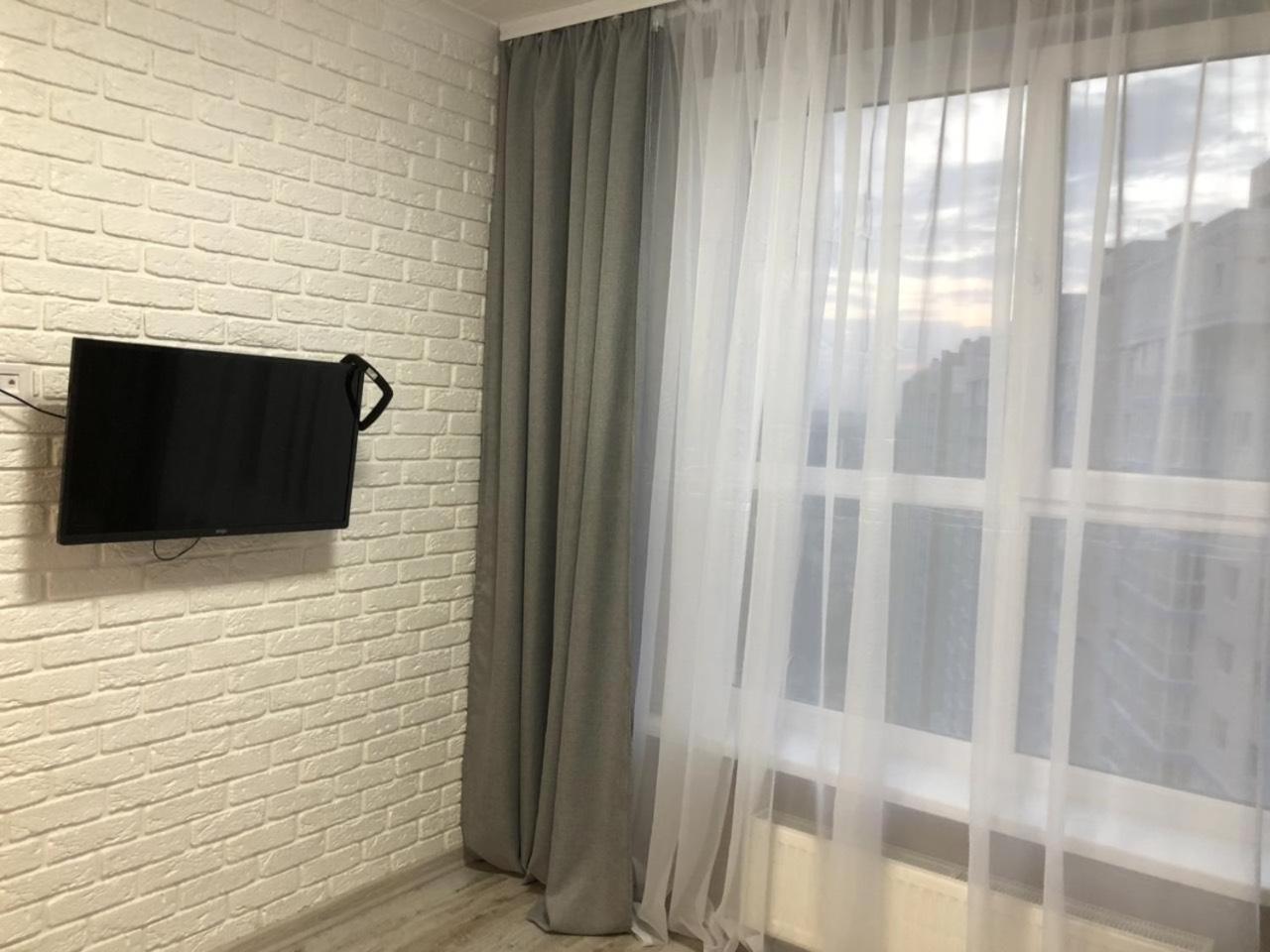 Квартира Парковые Озера Apartment Kiev Ngoại thất bức ảnh