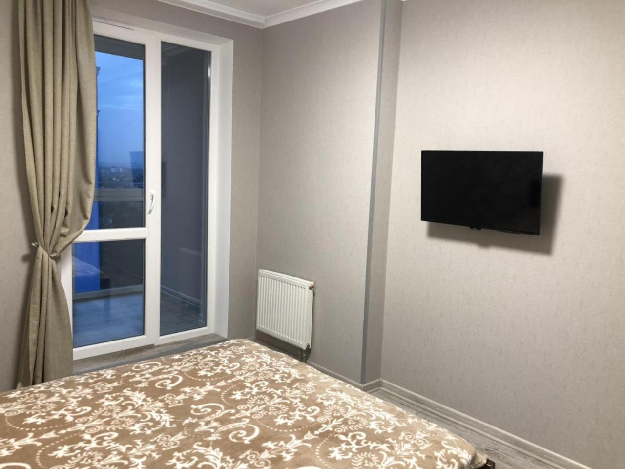 Квартира Парковые Озера Apartment Kiev Ngoại thất bức ảnh